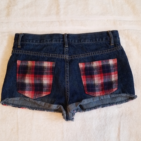 Forever 21 Plaid and Denim Shorts in Size 27 - Picture 8 of 8